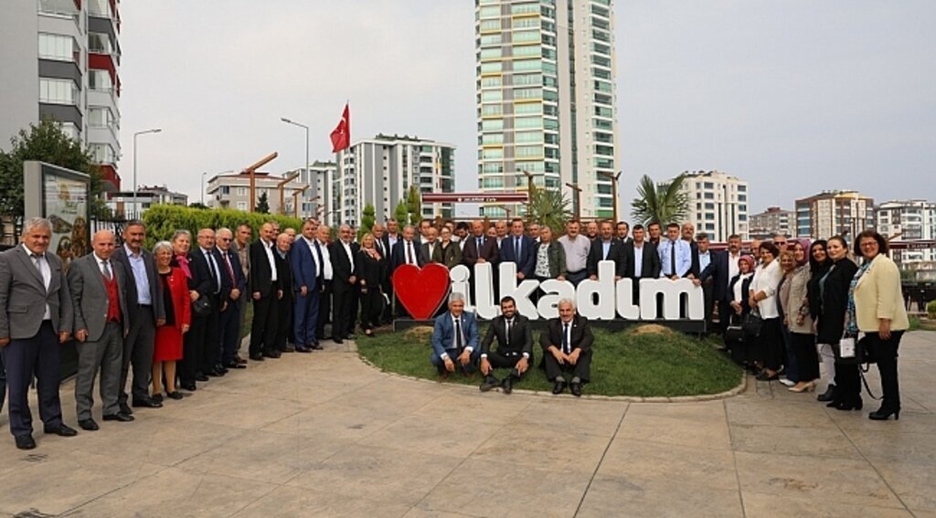 Başkan Demirtaş İlkadımlı muhtarlarla buluştu