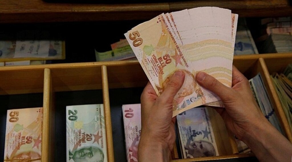 Esnaf kredi faiz oranları yüzde 4,5'e düştü