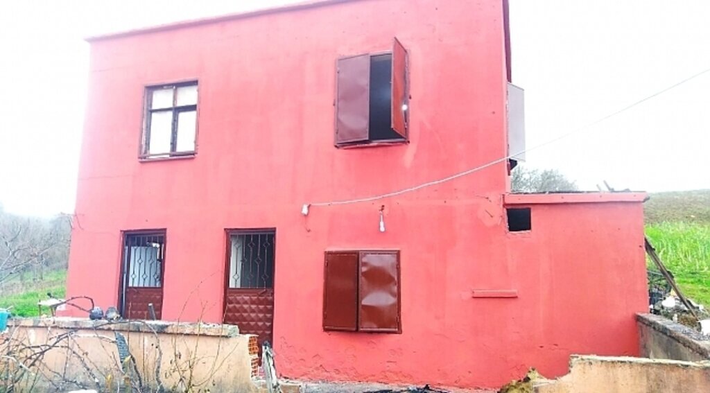 İlkadım Belediyesi'nden evi yanan aileye destek