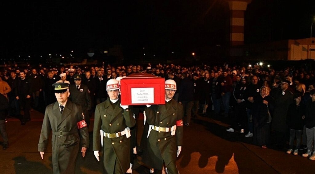 Samsun şehidini karşıladı