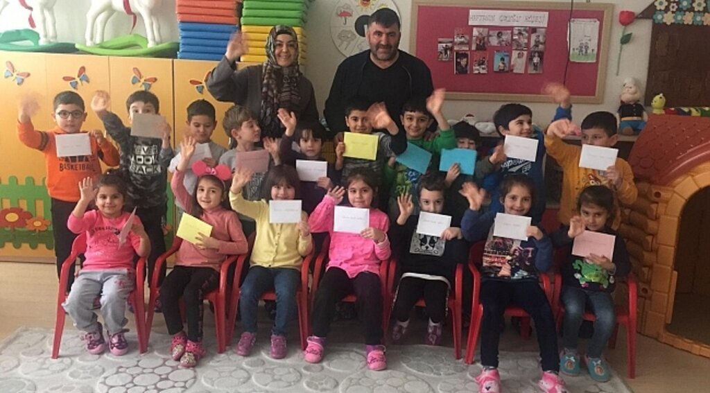 Samsun'da miniklerden Mehmetçiklere destek