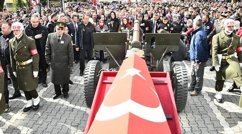 Samsun şehidini uğurladı