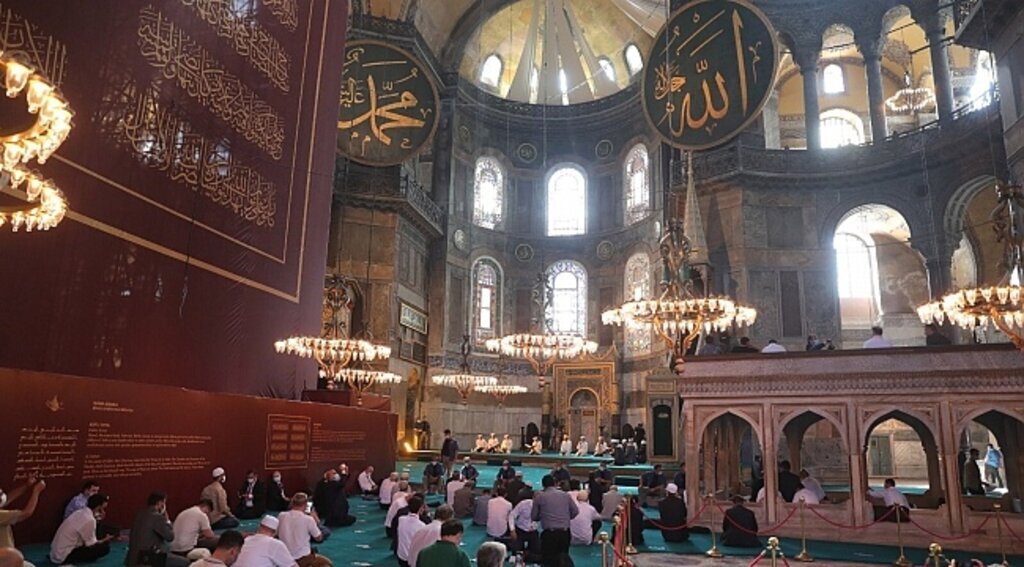 Ayasofya'da 86 yıllık hasret bitti