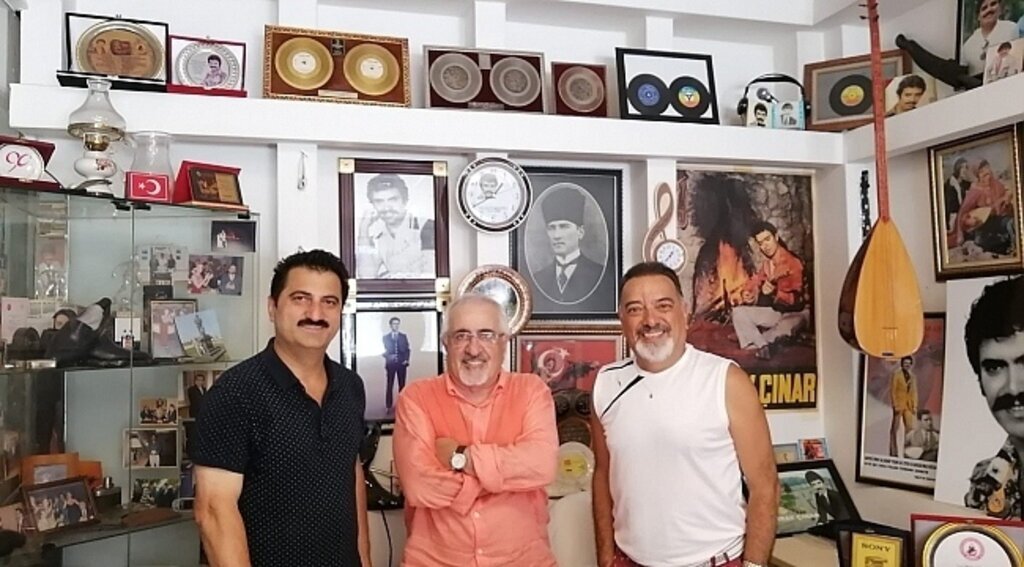 Samsun Haber - TRT THM Sanatçısı Subaşı'ndan Yıldıray Çınar'a övgü