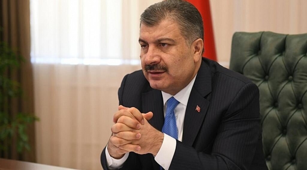 samsun haber - Bakan Koca: Sıcak da olsa maskenizi takın