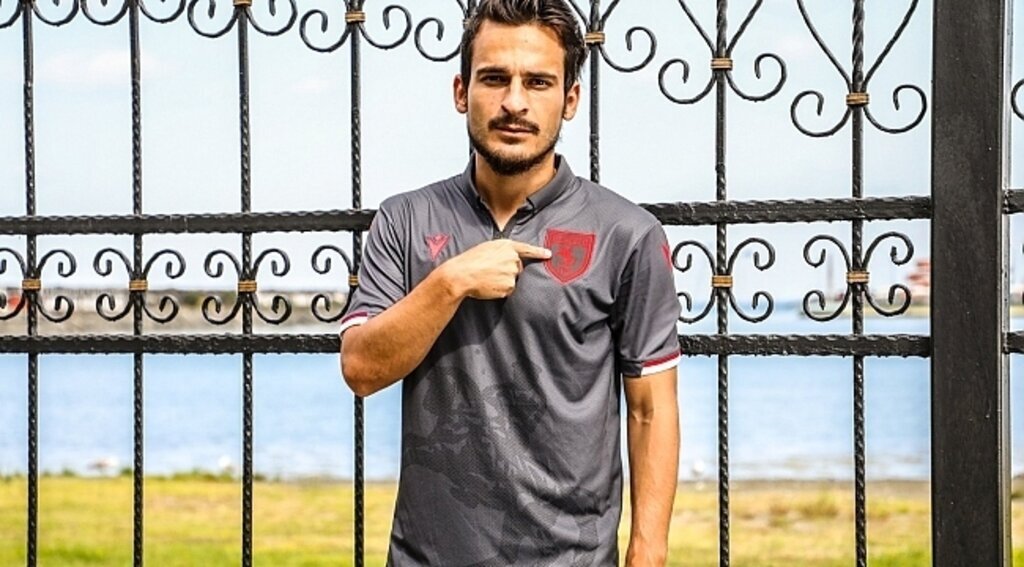 Samsunspor yeni formasını görücüye çıkardı