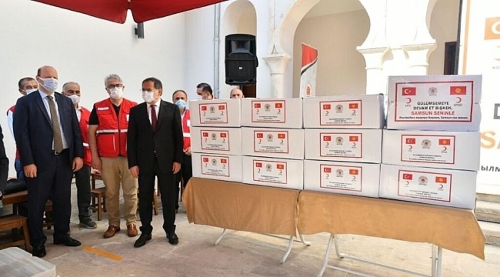 Samsun Büyükşehir Belediyesi'nden Bişkek'e 180 bin maske yardımı