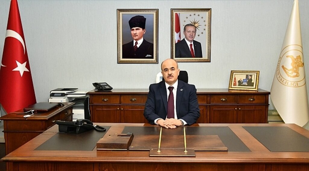 Vali Dağlı: Cumhuriyetimizin 97. yılını gururla kutluyoruz