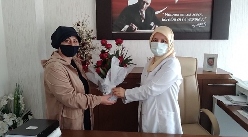 Başkan Demirtaş'tan sağlık çalışanlarına jest