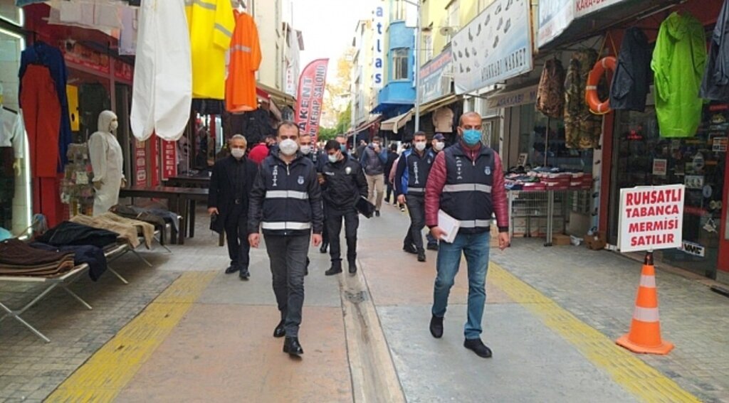 İlkadım'da tedbirleri hiçe sayan yabancı uyruklu vatandaşlara para cezası