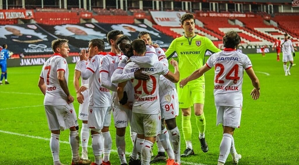 Samsunspor evinde rakip tanımıyor