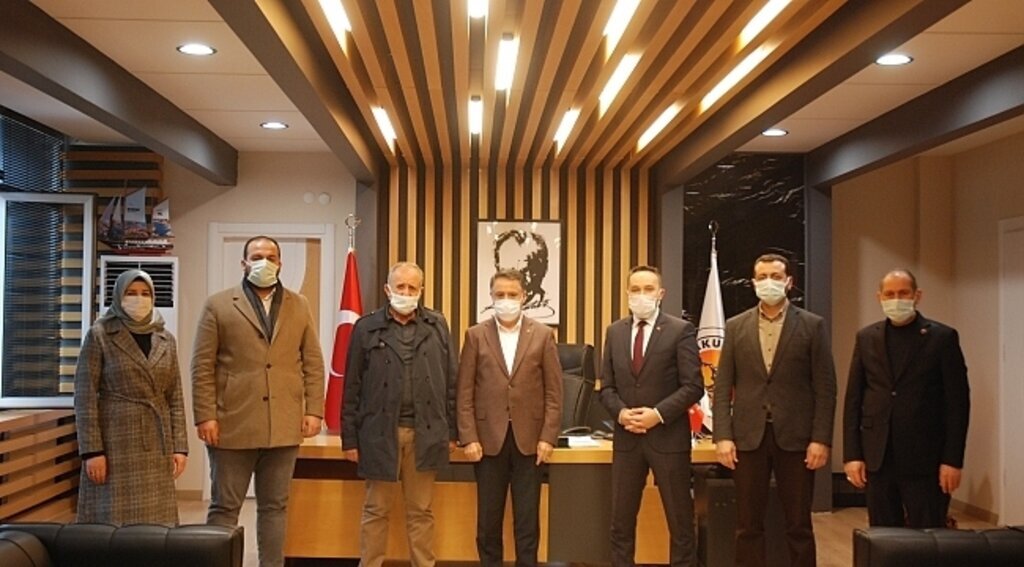 AK Parti Atakum İlçe teşkilatından geçmiş olsun ziyareti