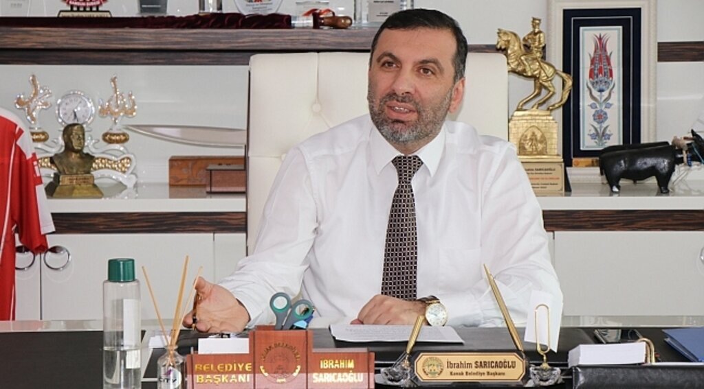 BAŞKAN SARICAOĞLU, 10 OCAK’I KUTLADI
