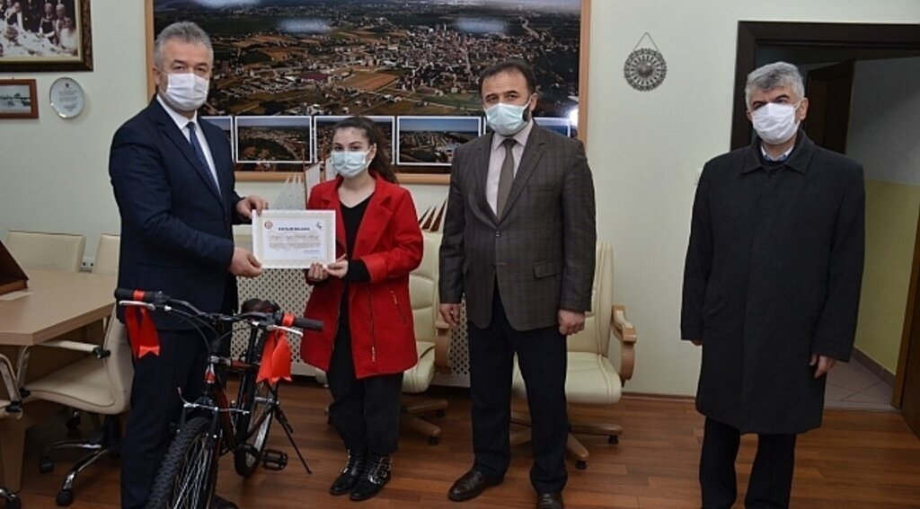 19 Mayıs Belediyesi'den kaybedinin olmadığı yarışma