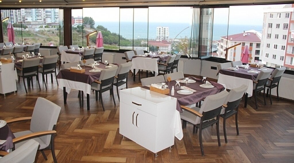 Samsun'da restoran ve kafeler yeniden açılıyor