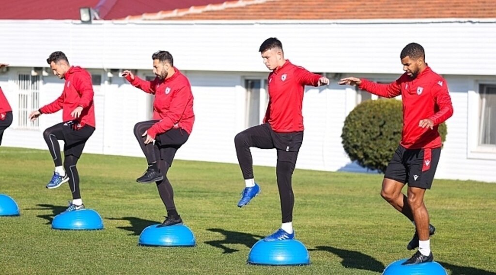 Samsunspor Adana Demirspor hazırlıklarına başladı