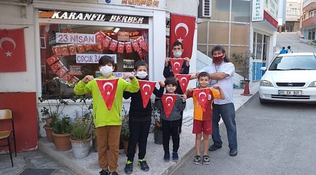 Samsun'da SÜRPRİZ 23 Nisan kutlaması