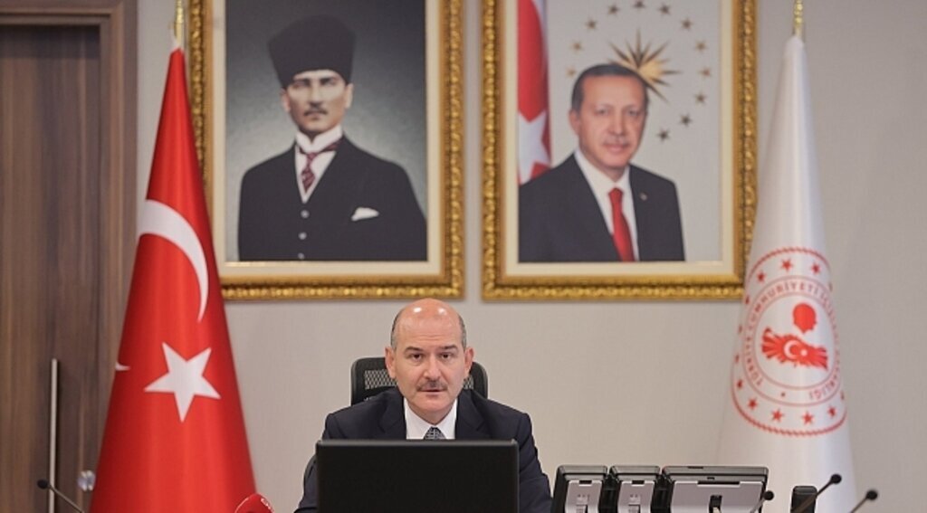Diyarbakır’da askeri tesise maket uçakla saldırı