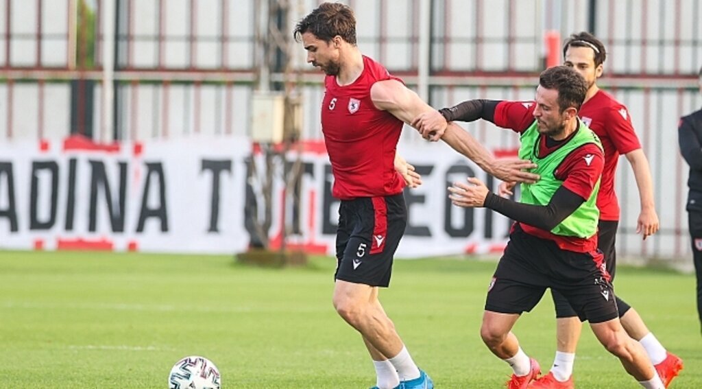Samsunspor Altınordu'ya bileniyor