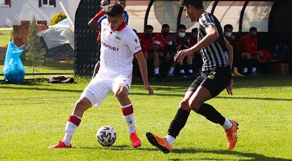 Samsunspor U19 Eskişehirspor U19 takımını 3-1 mağlup etti