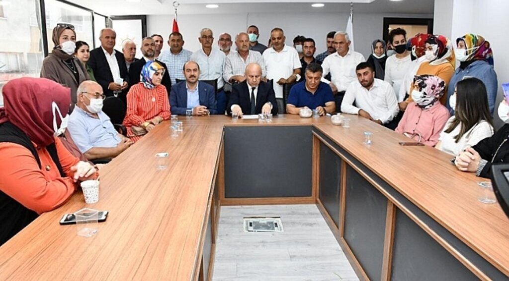 AK Parti'den iddialarla ilgili yalanlama İstifa yalanı! Bir algı operasyonudur!