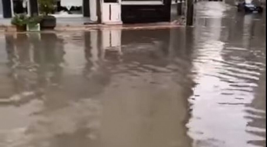 Bafra'da sağanak hayatı felç etti - samsun haber