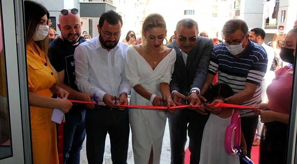 Berna Mutlu’dan görkemli açılış… “Çocuklar ve veliler bizi çok sevecek”