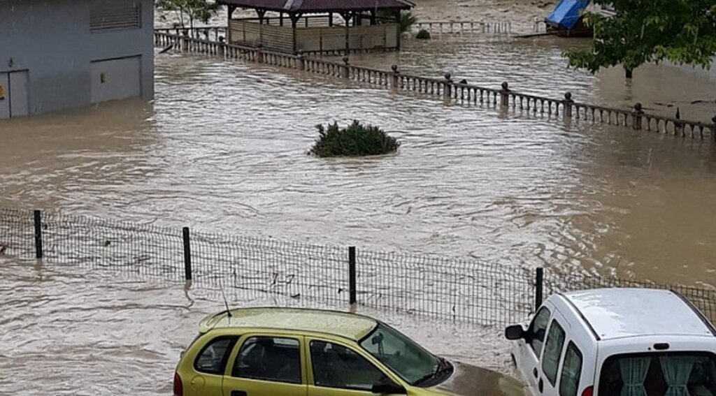 Karadeniz sele teslim - samsun haber