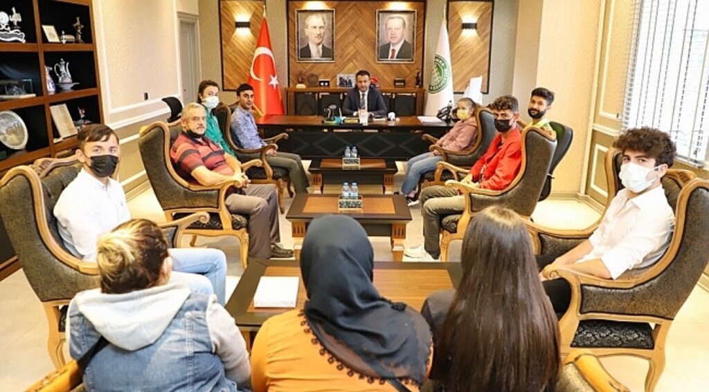 Öğrencilerden Başkan Doğan'a teşekkür ziyareti
