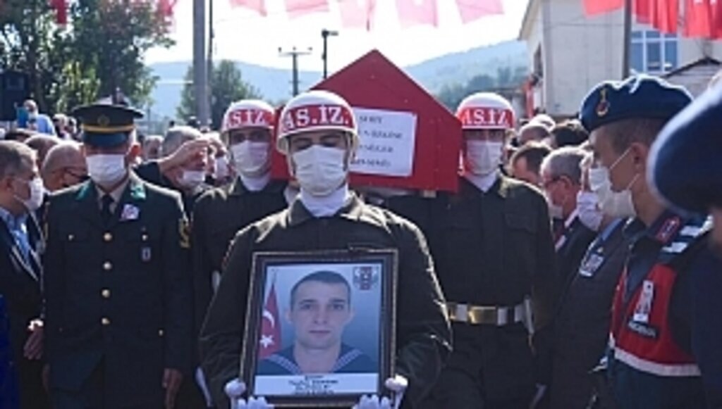 Samsun şehidini uğurladı