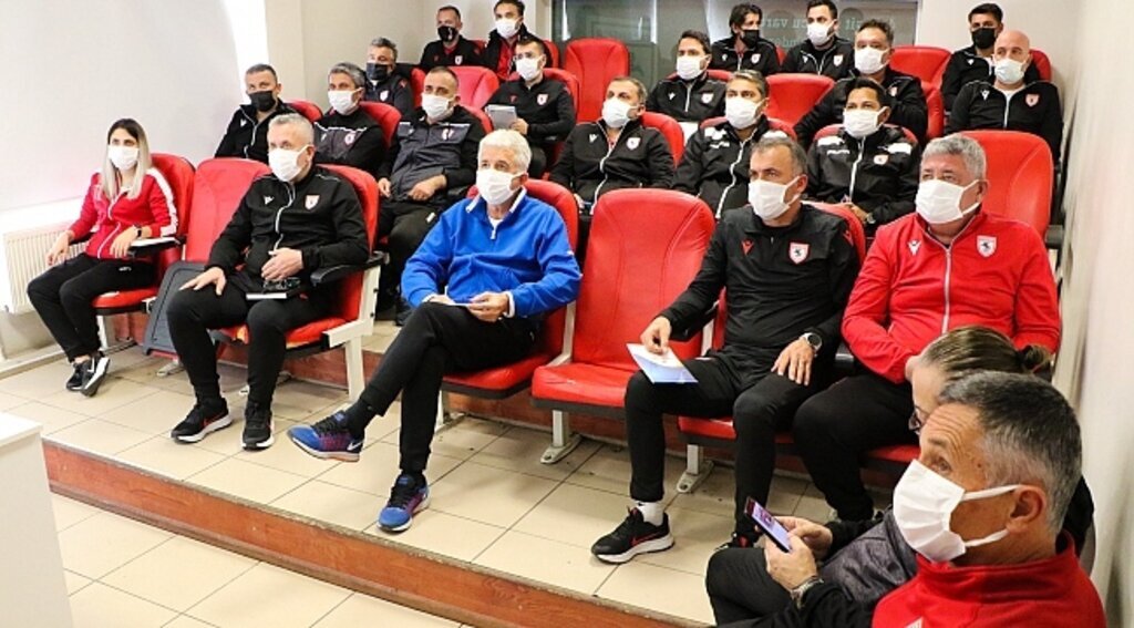 TFF'den Samsunspor antrenörlerine eğitim
