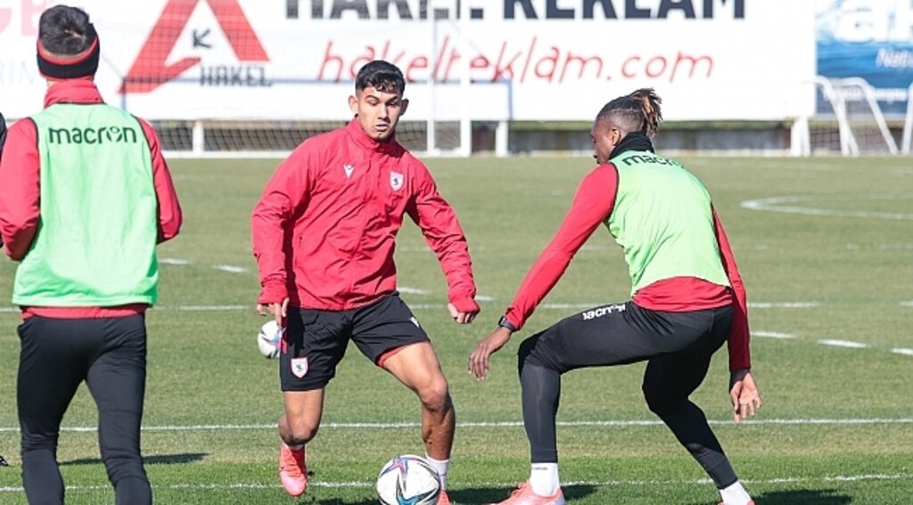 Samsunspor Bursaspor hazırlıklarına başladı