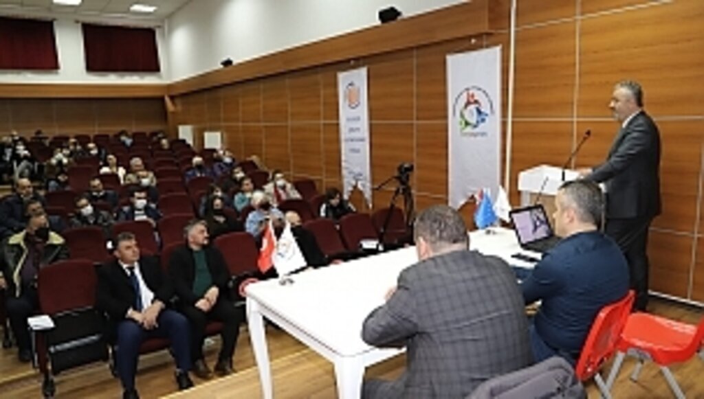 19 Mayıs İlçesinde “Tarımsal Faaliyetlerde Su Verimliliği” Paneli Düzenlendi