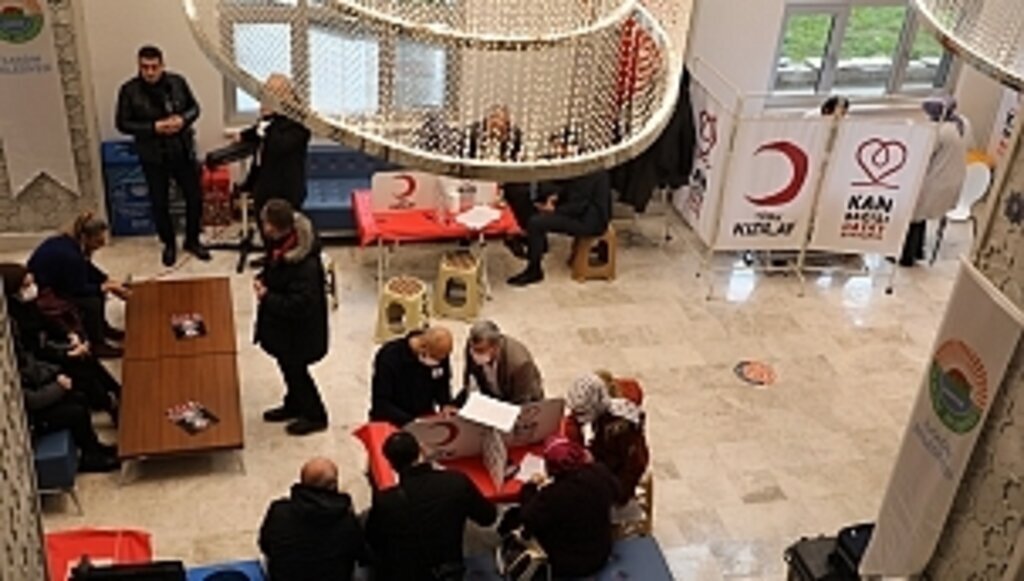 Bakan Demirtaş'tan kan bağış kampanyasına destek