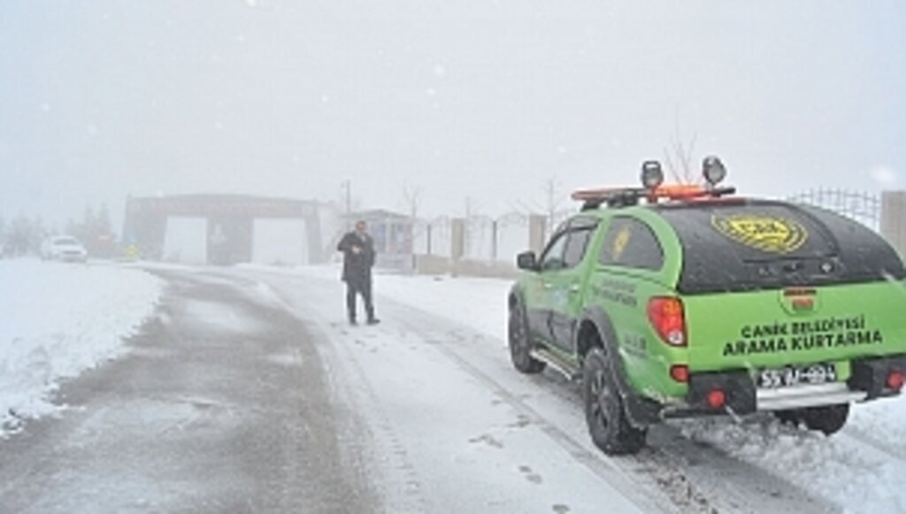 Canik Belediyesi'nde mesai yoğunluğu hız kesmiyor