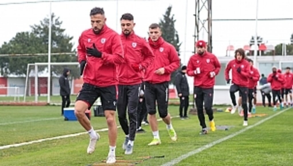 Samsunspor ara vermiyor