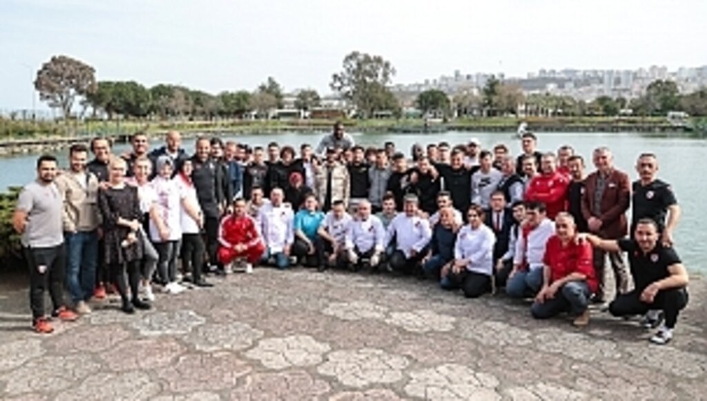 Samsunspor'dan moral yemeğinde bir araya geldi