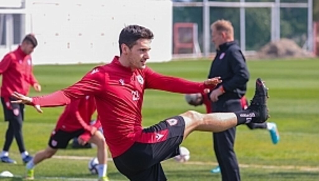 Samsunspor Erzurumspor'a bileniyor