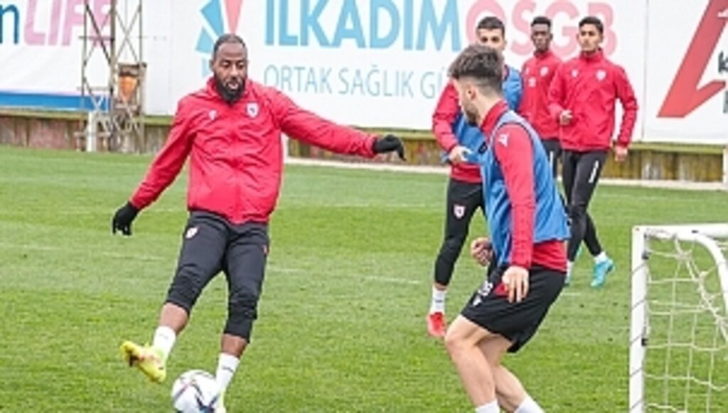 Samsunspor hazırlıklarını sürdürdü