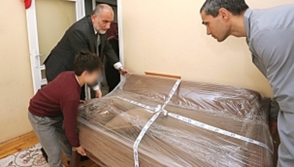 BAŞKAN SANDIKÇI BAYRAM ÖNCESİ YÜZLERİ GÜLDÜRDÜ