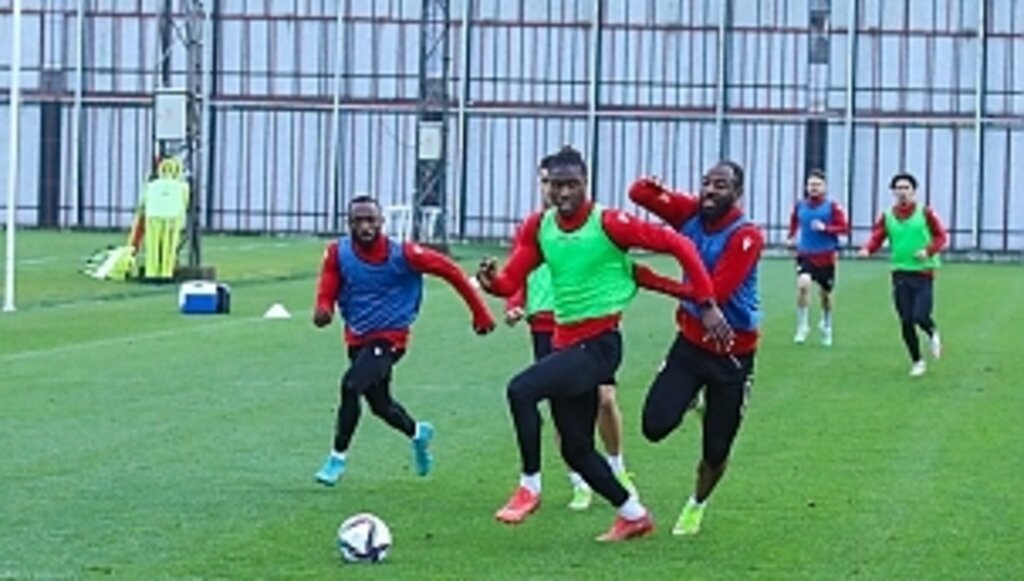 Samsunspor Manisaspor hazırlıklarını sürdürdü