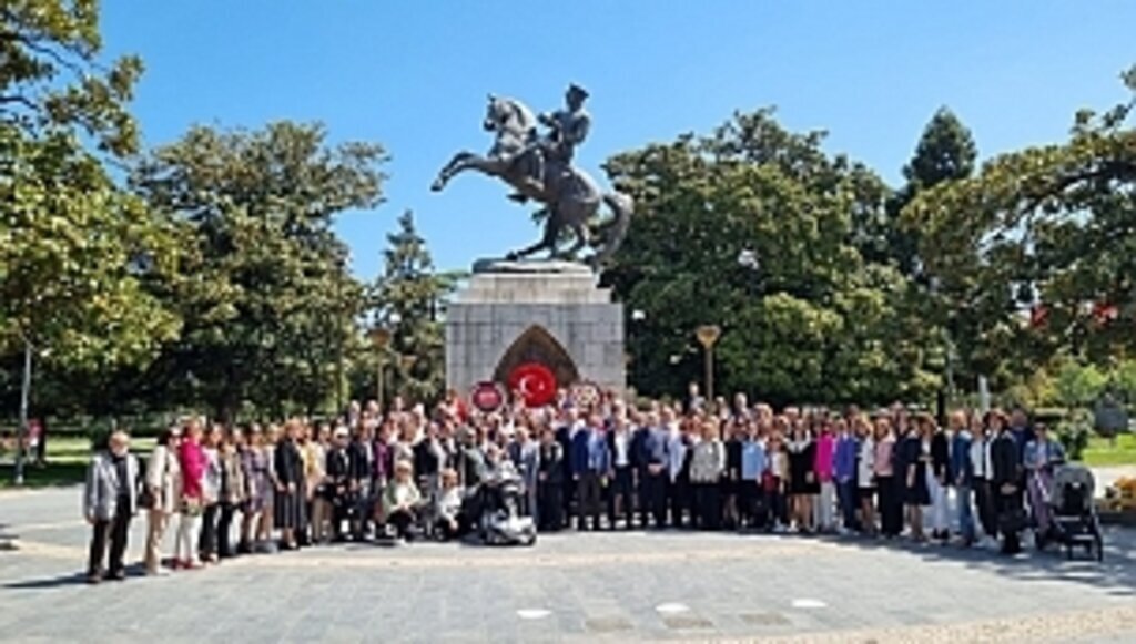Eczacılar 14 Mayıs Bilimsel Eczacılık Günü’nü kutladı