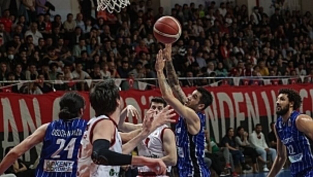 SAMSUNSPOR – KOCAELİ BÜYÜKŞEHİR BELEDİYE KAĞITSPOR: 80 – 73