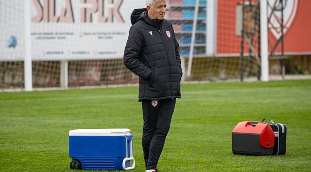 YÜCEL UYAR: PLAY-OFF İÇİN IŞIK GÖRÜNDÜ