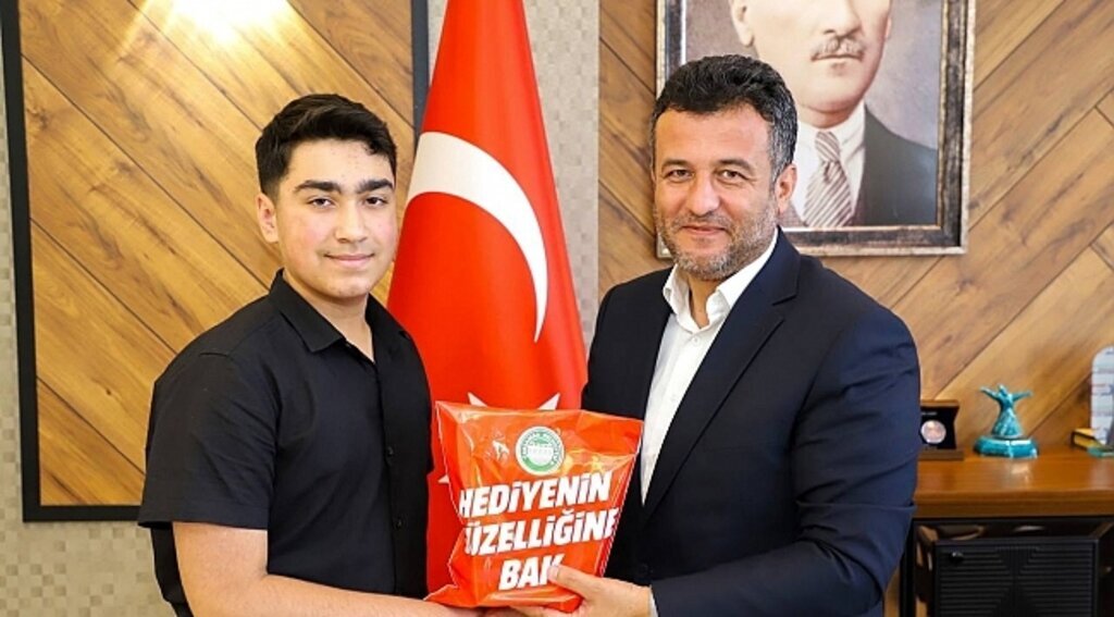 LGS 1'İNCİSİNDEN BAŞKAN DOĞAN'A ZİYARET
