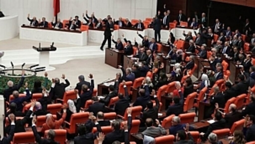 Libya tezkeresi Meclis'ten geçti! Oylamada İYİ Parti ve CHP ters düştü