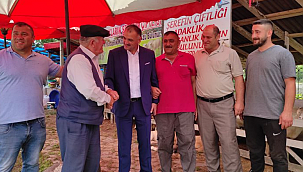 Başkan Akgül kurban pazarını gezdi