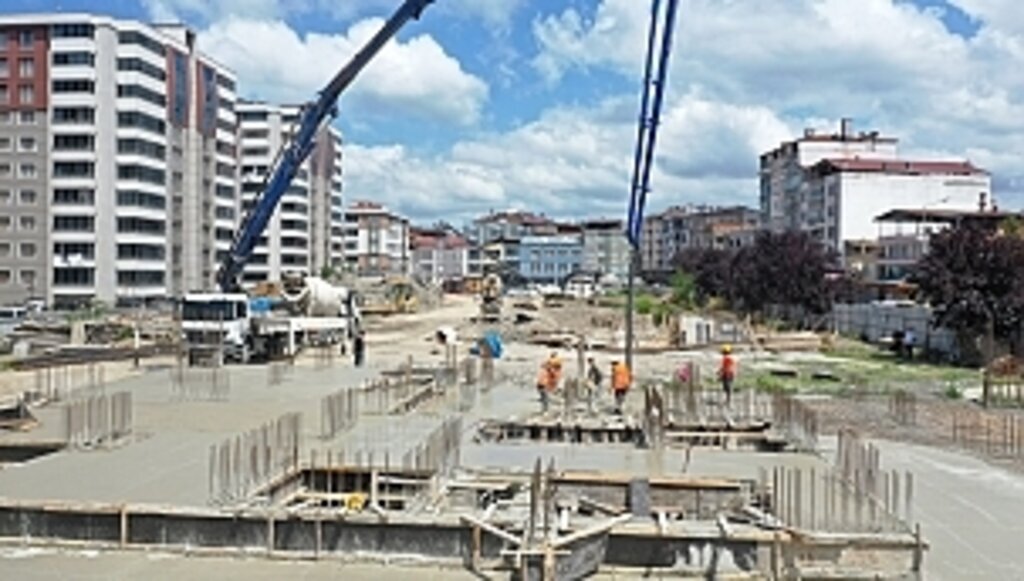 ÇARŞAMBA’DA AŞİYAN EVLERİ İNŞAATI YÜKSELİYOR