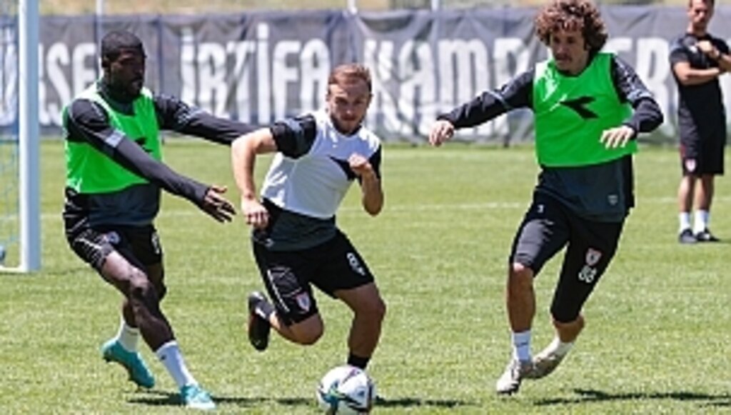 Samsunspor hazırlıklarını sürdürdü