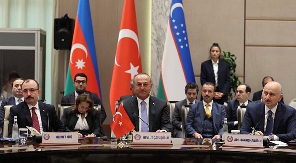 Bakan Karaismailoğlu: İkili ve transit taşımaların serbestleştirilmesine öncelik veriyoruz